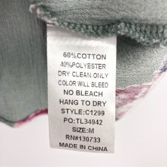 Umgee Floral Pink Rose Print Ruffle Sleeve Blouse Size Medium - Picture 5 of 6